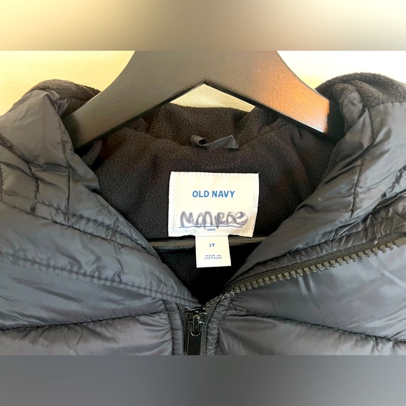 Old Navy Kids Black Puffer Winter Hoodie Jacket Size 2T - Picture 3 of 5